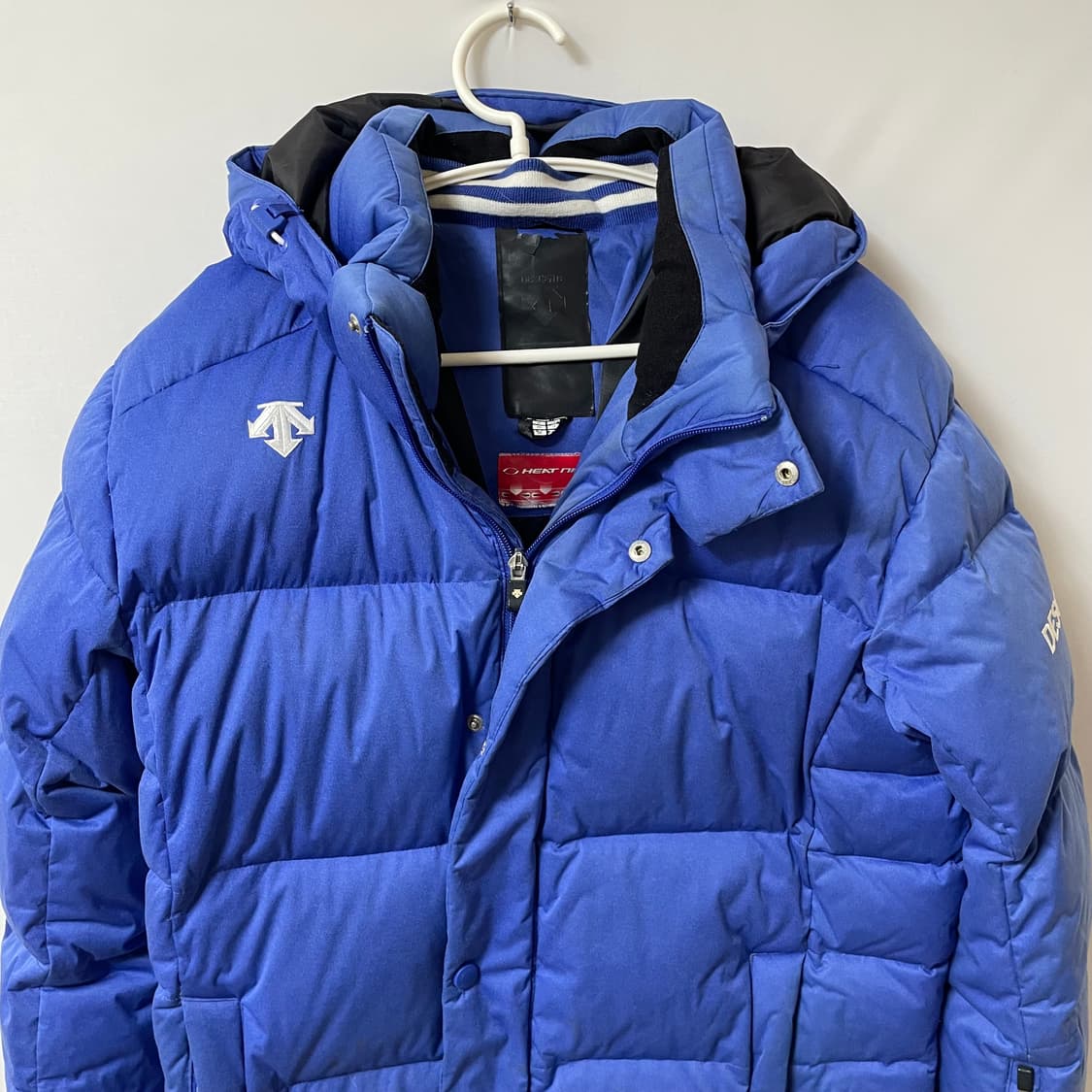 [ L ] 데상트 히트나비 덕다운 후드 패딩 상품이미지2