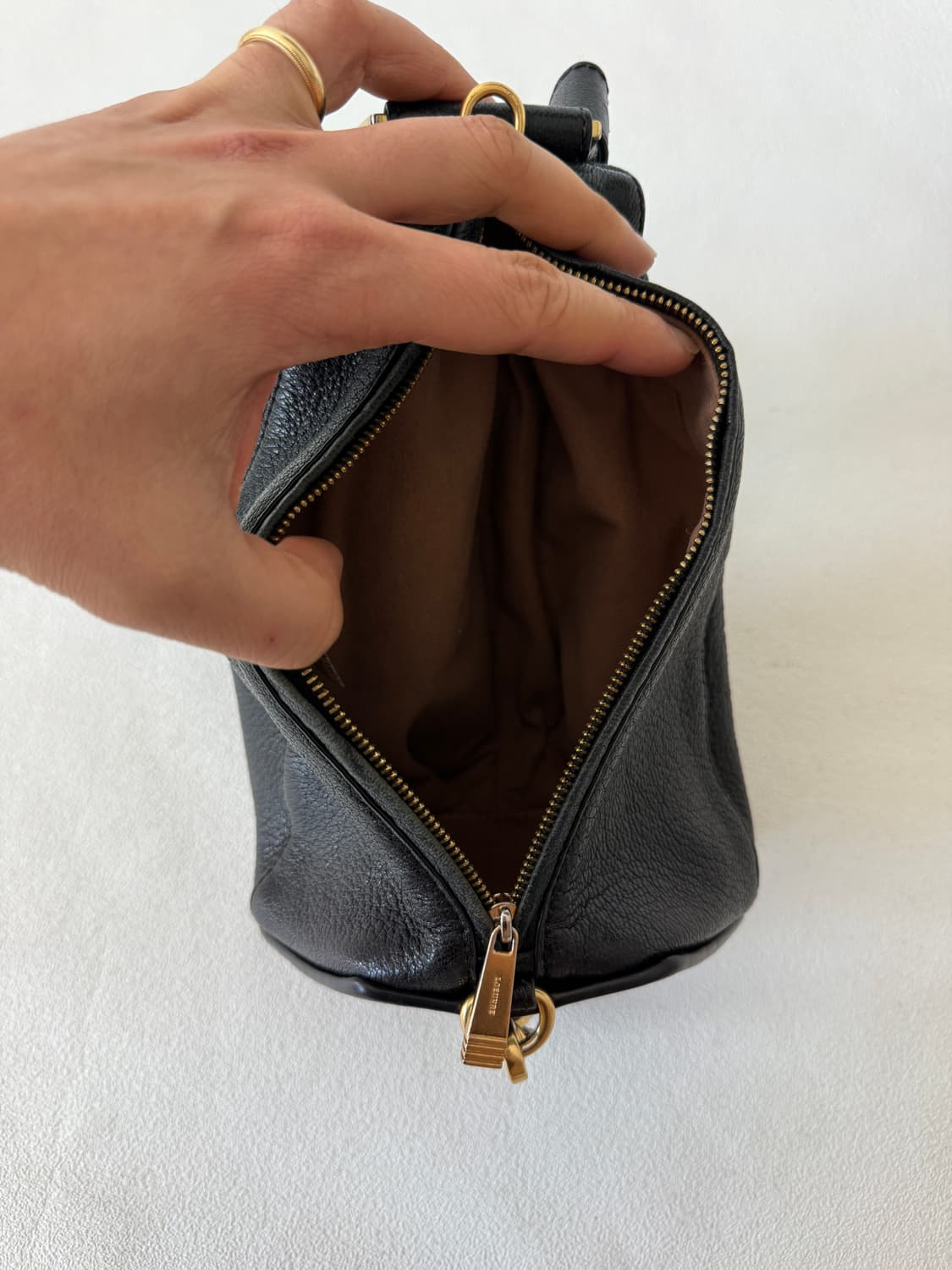 루에브르(LOEUVRE) 레더 숄더백 상품이미지6