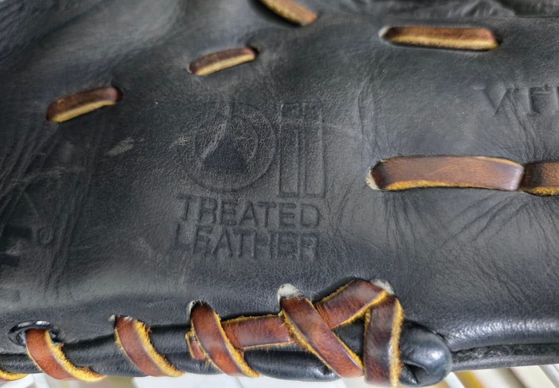 루이스빌 슬러거 TPX 외야수 3루수 올라운드 빈티지 야구글러브 YB45 상품이미지7