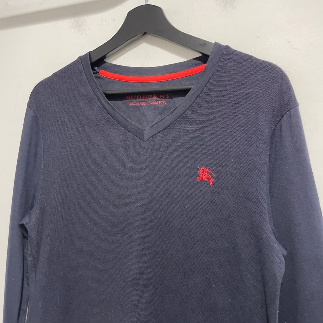 버버리 블랙라벨 브이넥 롱슬리브 상품이미지4