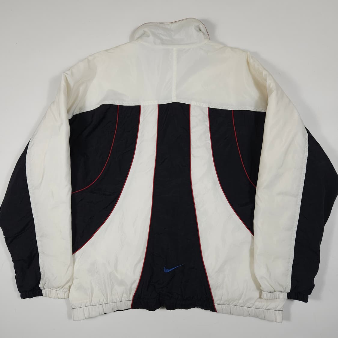 나이키 스우시 올드스쿨 바람막이 점퍼 상품이미지3