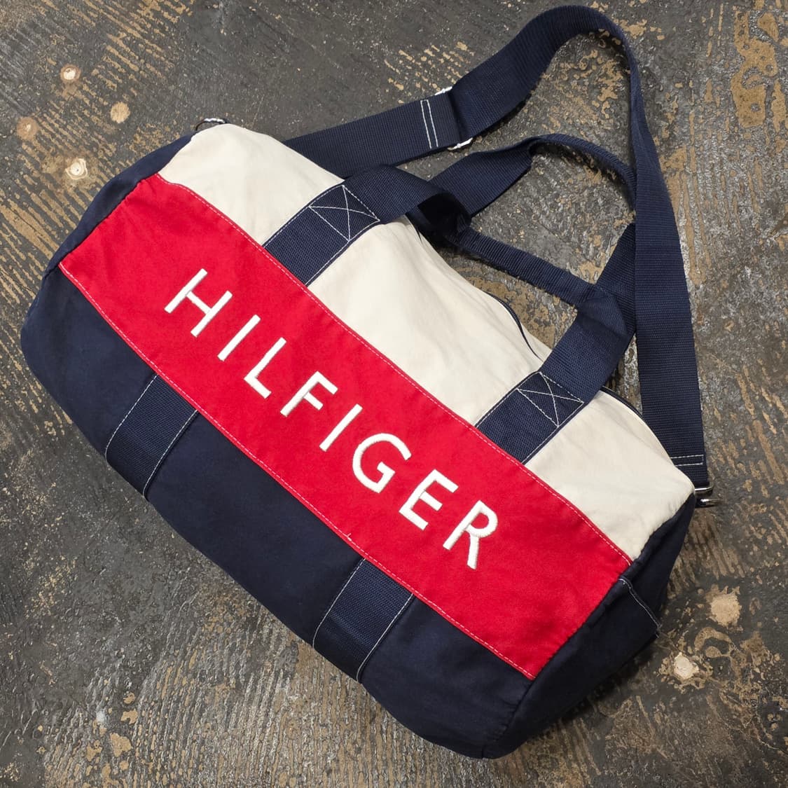 타미힐피거 가방 상품이미지3