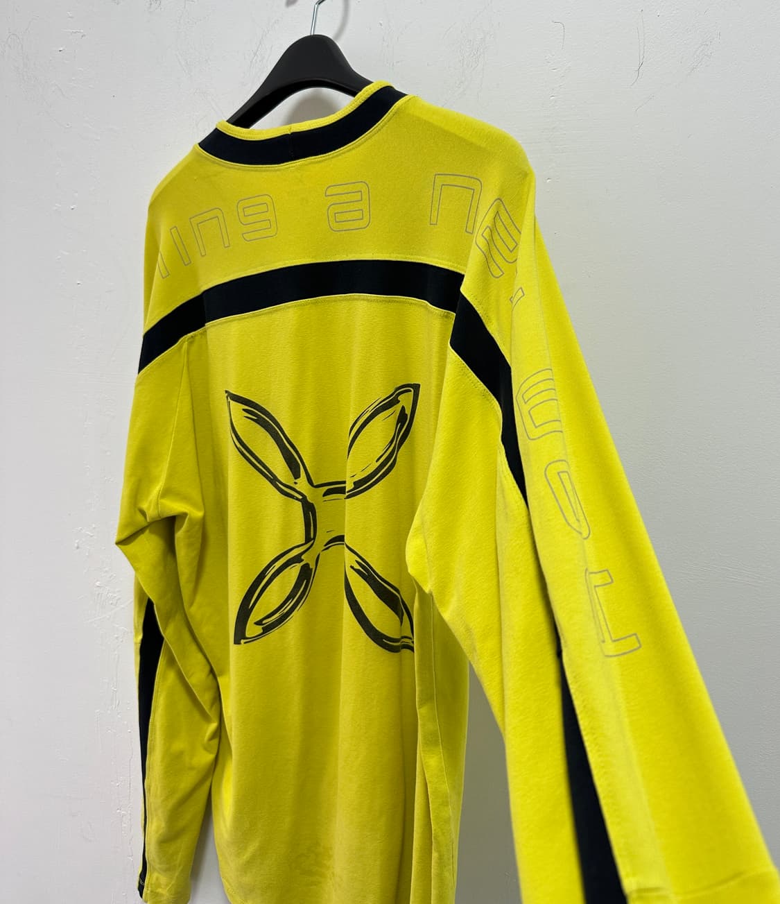 Montura back printing sleeve 상품이미지6