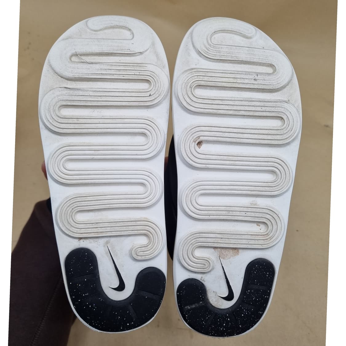 나이키 에어맥스 아일라 여성샌들 230 상품이미지5