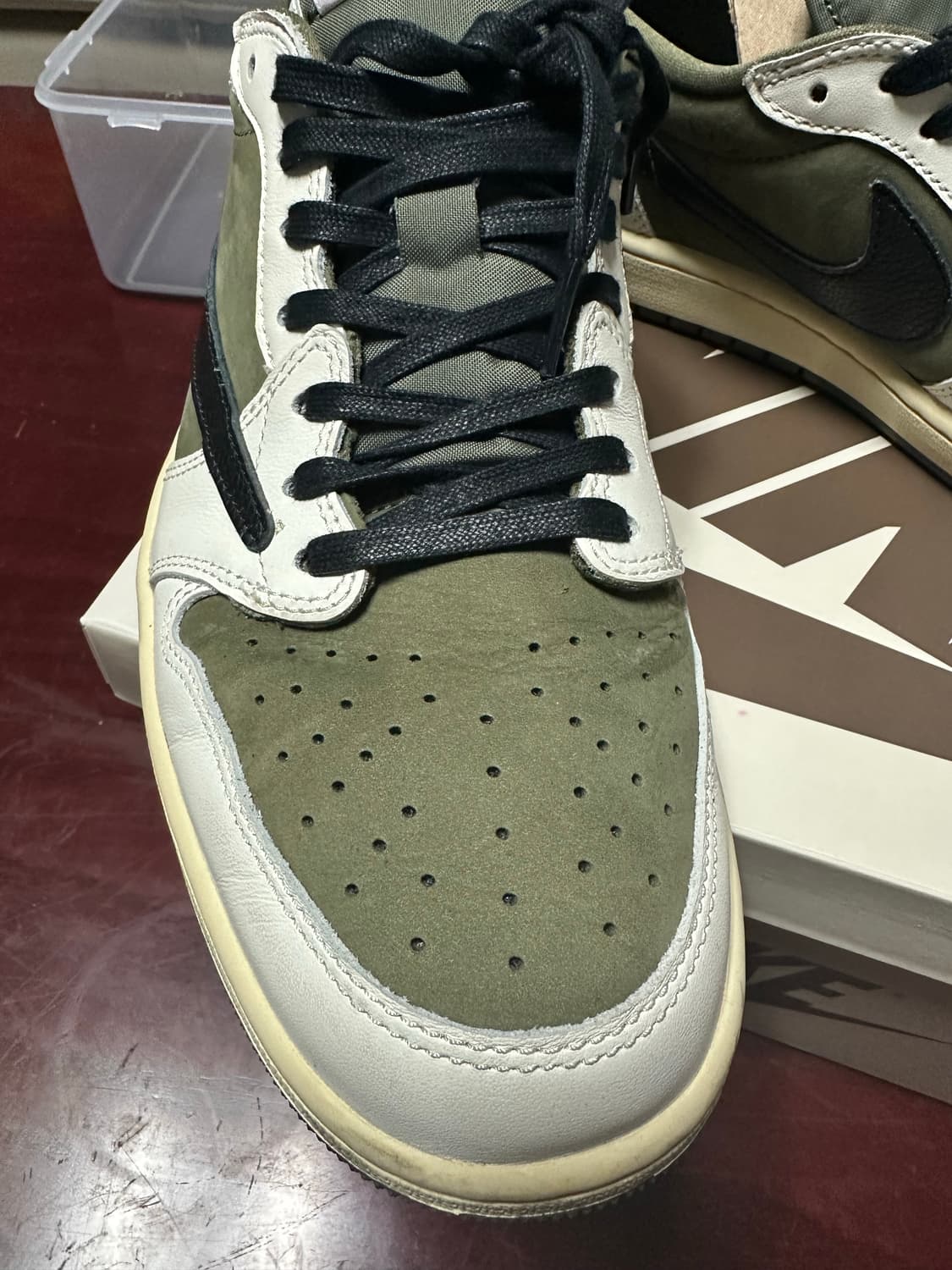 트레비스 스캇 로우 리버스 올리브 310 상품이미지3