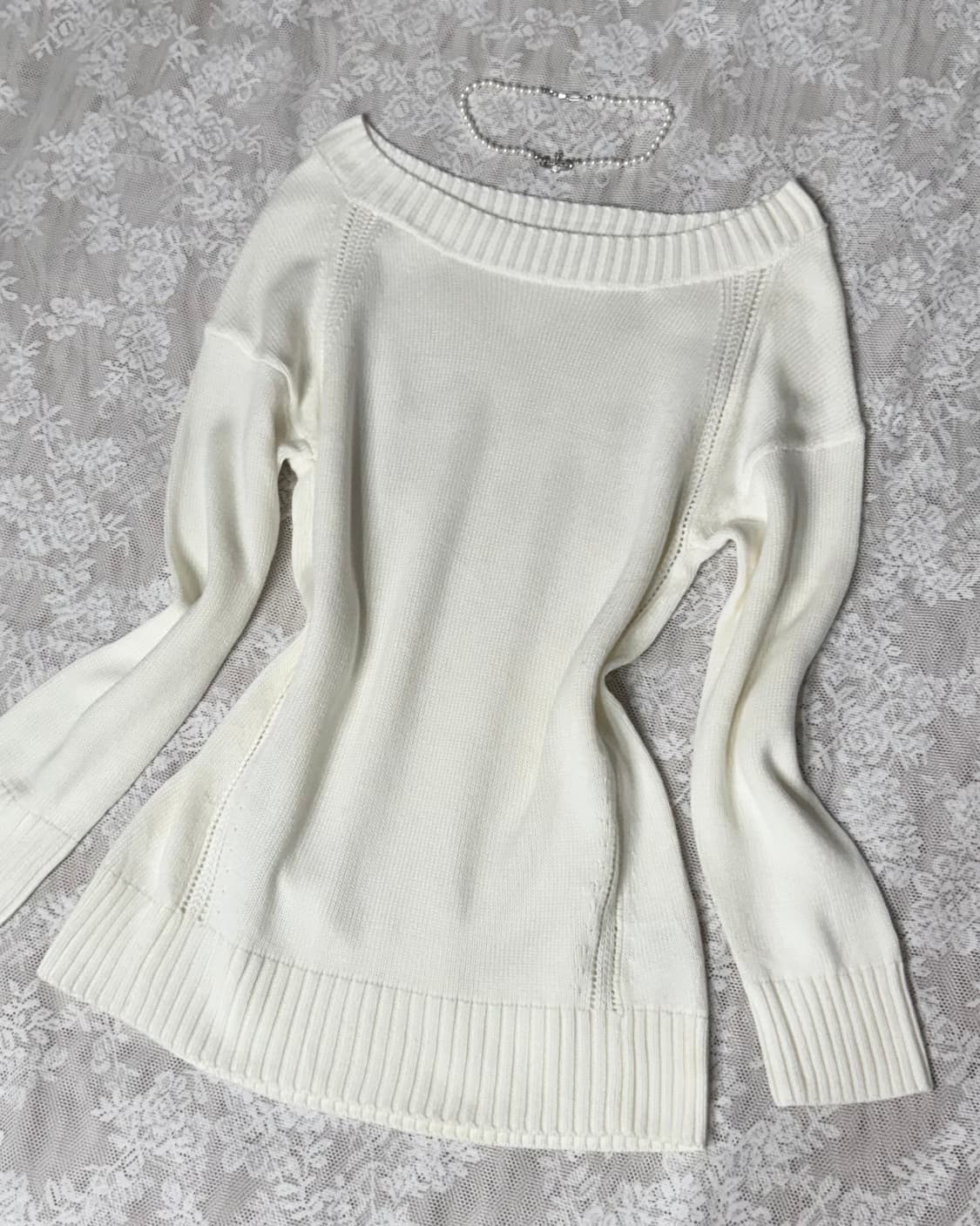아이보리 오프숄더 니트 상품이미지3