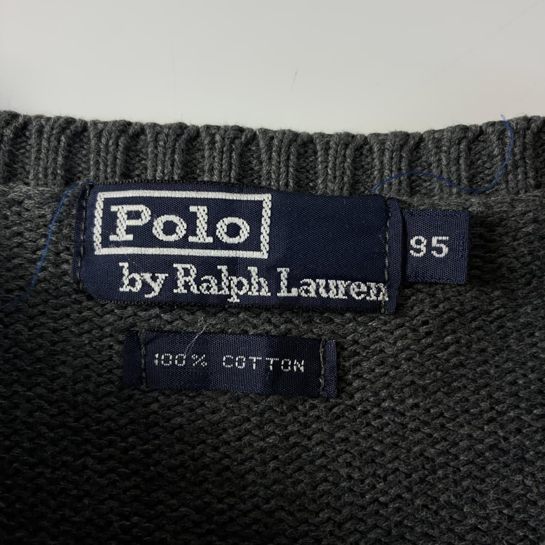 Polo  폴로 랄프로렌 자수 코튼 다크그레이 브이넥 니트   상품이미지4
