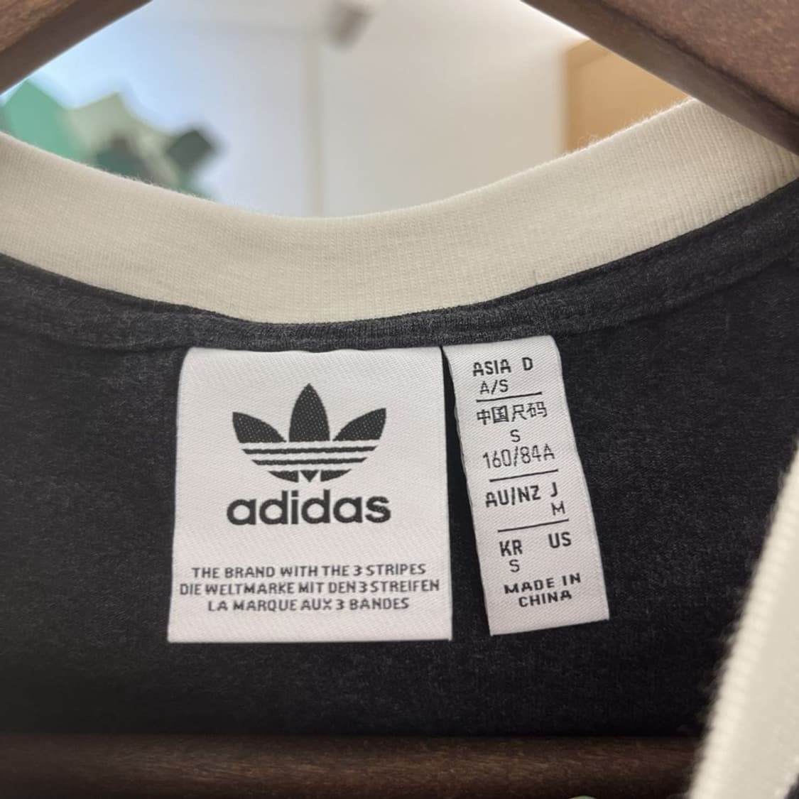 아디다스 빈티지 클래식 3S 딱붙핏 반팔티 S C11119 상품이미지5