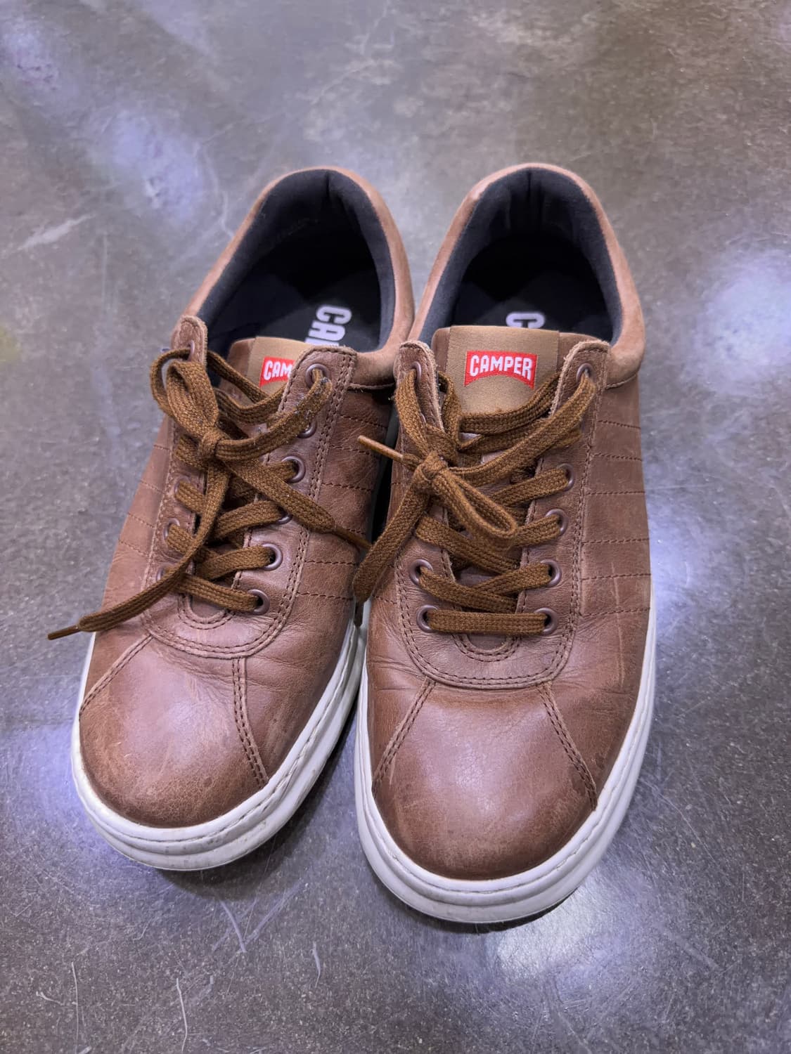 캠퍼 러너 포 레더 스니커즈 브라운 265 상품이미지2