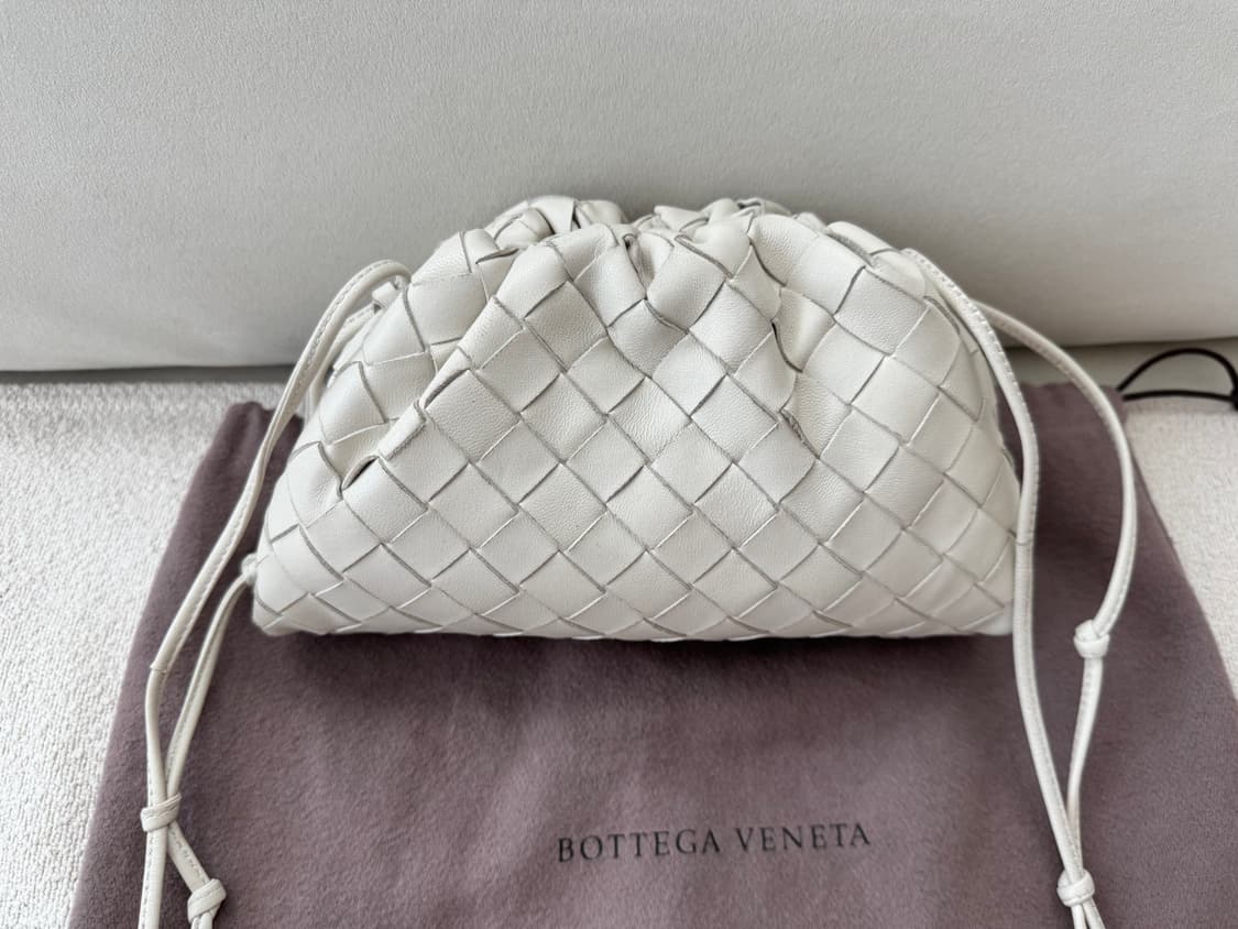 보테가베네타 인트레치아토 미니 크로스백 만두백 상품이미지3