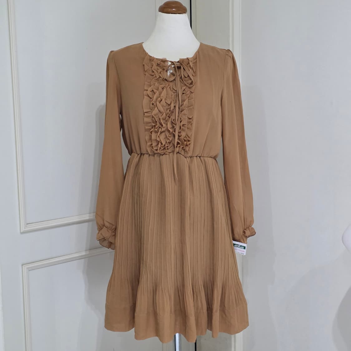 일본빈티지 어스뮤직)브라운 모리걸st 셔링레이스플리츠 로맨틱데일리 원피스 상품이미지1