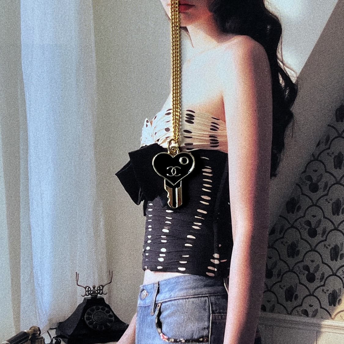 샤넬 블랙 하트키 골드 목걸이 상품이미지1