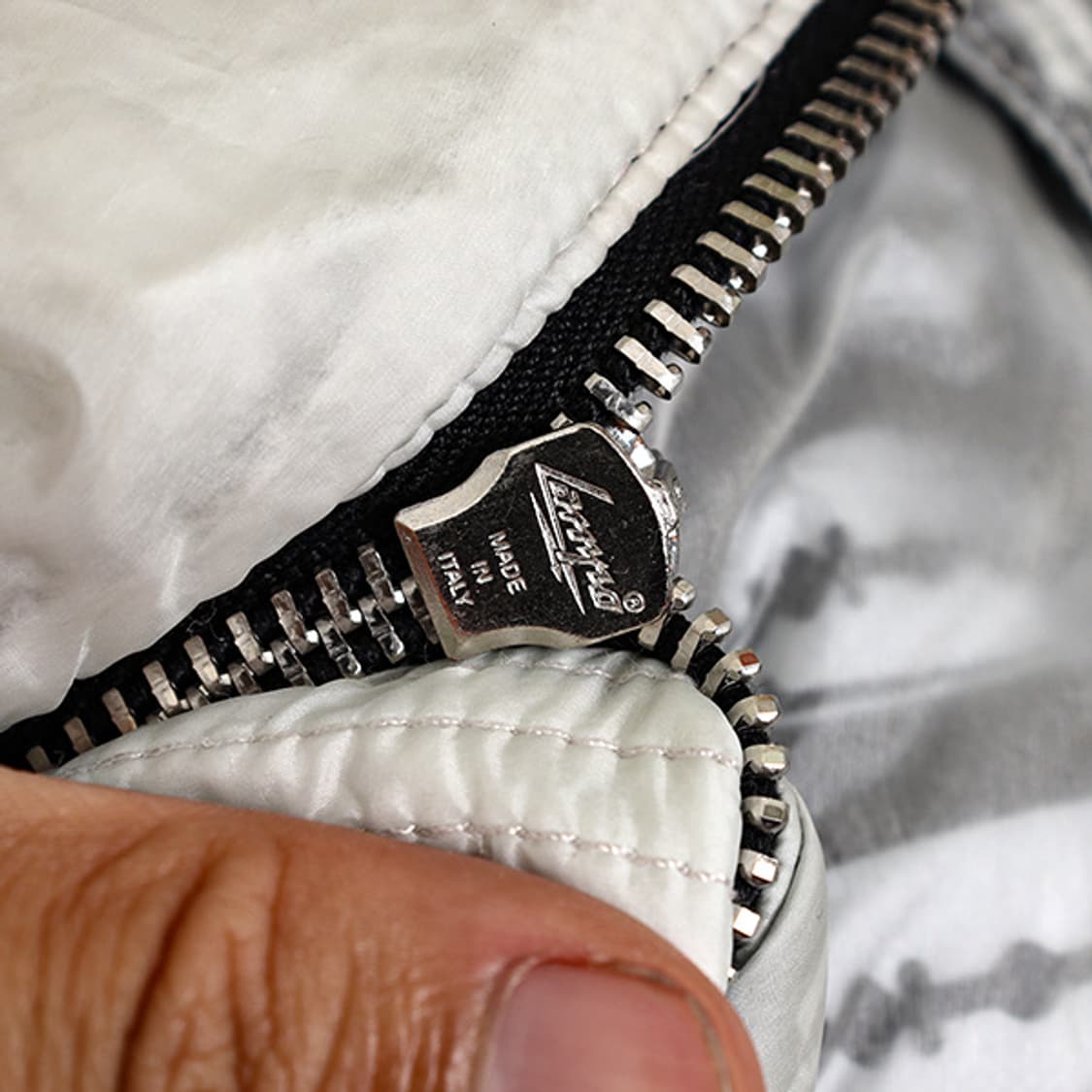 알렉산더맥퀸 14FW Razor 바이널 람포 봄버자켓  상품이미지8