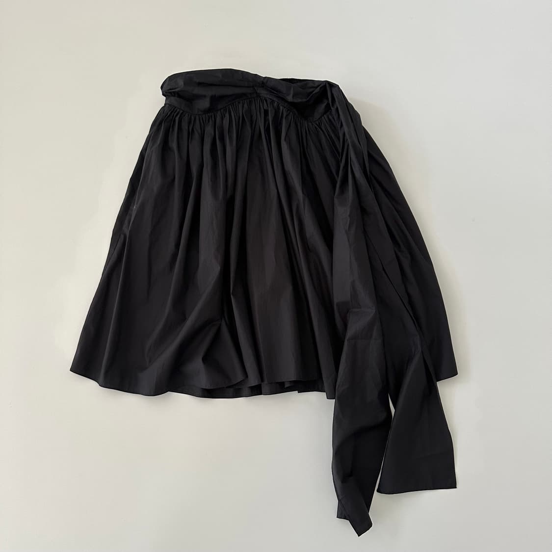 미우미우 miu miu 플리츠 디테일 스커트 상품이미지2