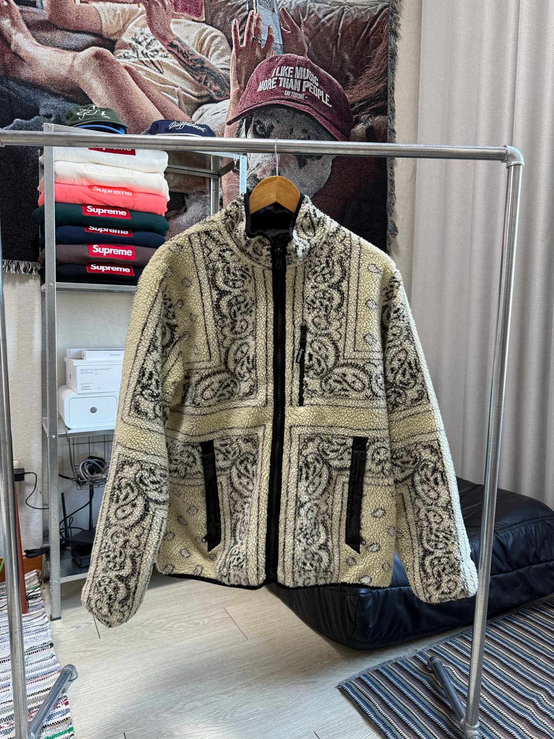 슈프림 반다나 리버시블 후리스 상품이미지1