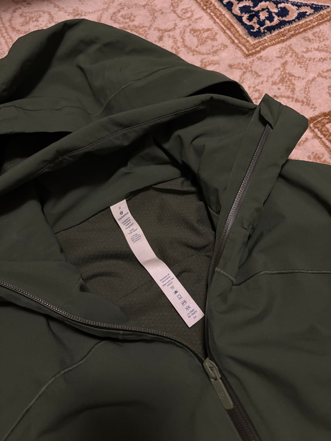 룰루레몬 바람막이  상품이미지2