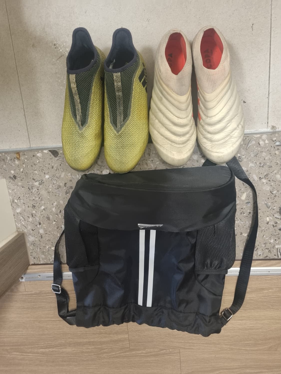 아디다스 축구화, 가방 일괄(아디다스

코파19+ x탱고) 상품이미지1