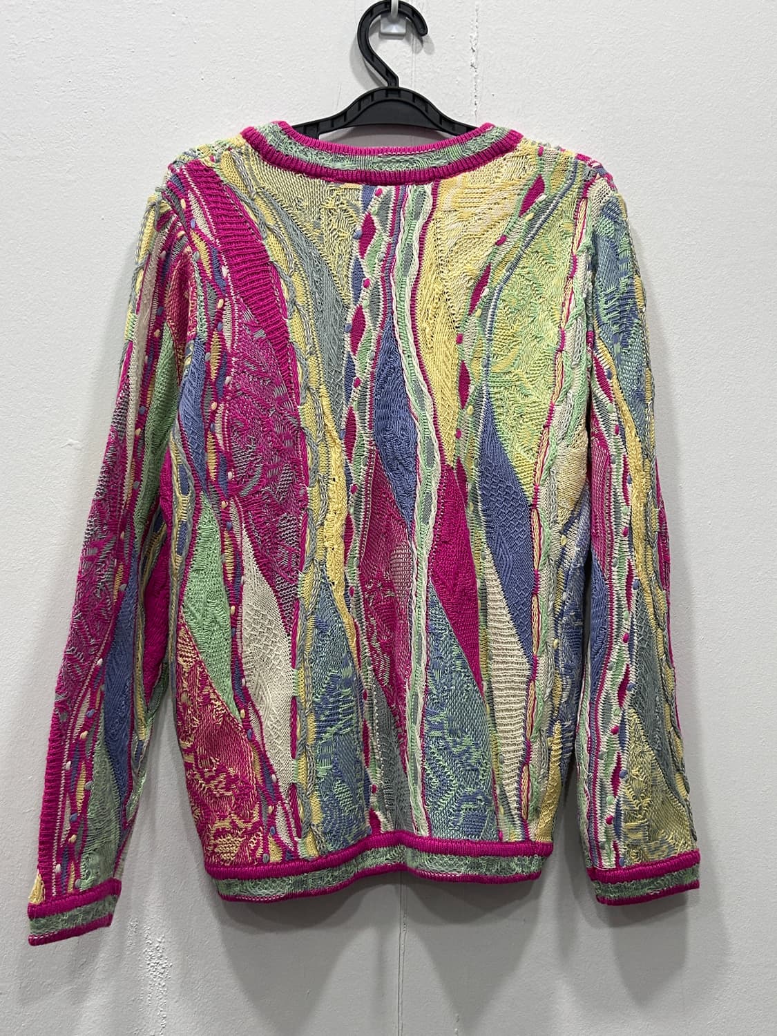 Vintage 쿠지스타일 에스닉 멀티컬러 케이블니트 상품이미지3