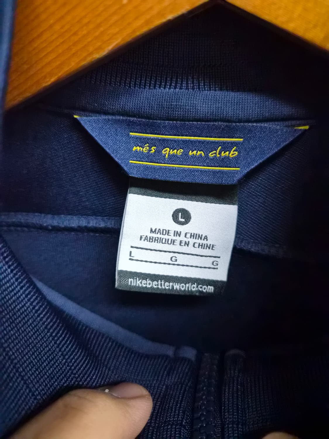 L/100) 나이키 14/15 시즌 바르셀로나 트랙탑 져지 팝니다 상품이미지3