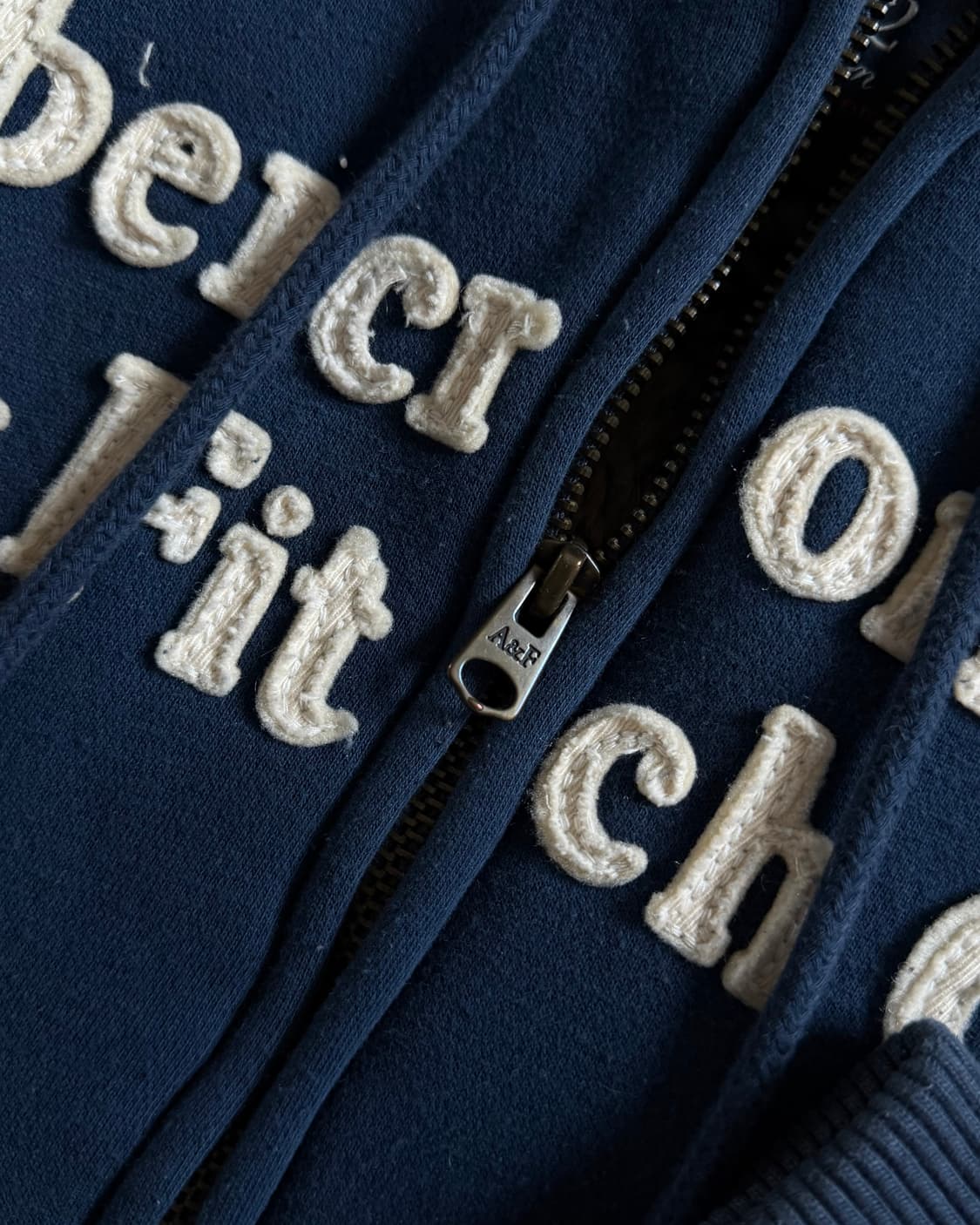 Abercrombie 아베크롬비 네이비 컬러 울프조 상품이미지6