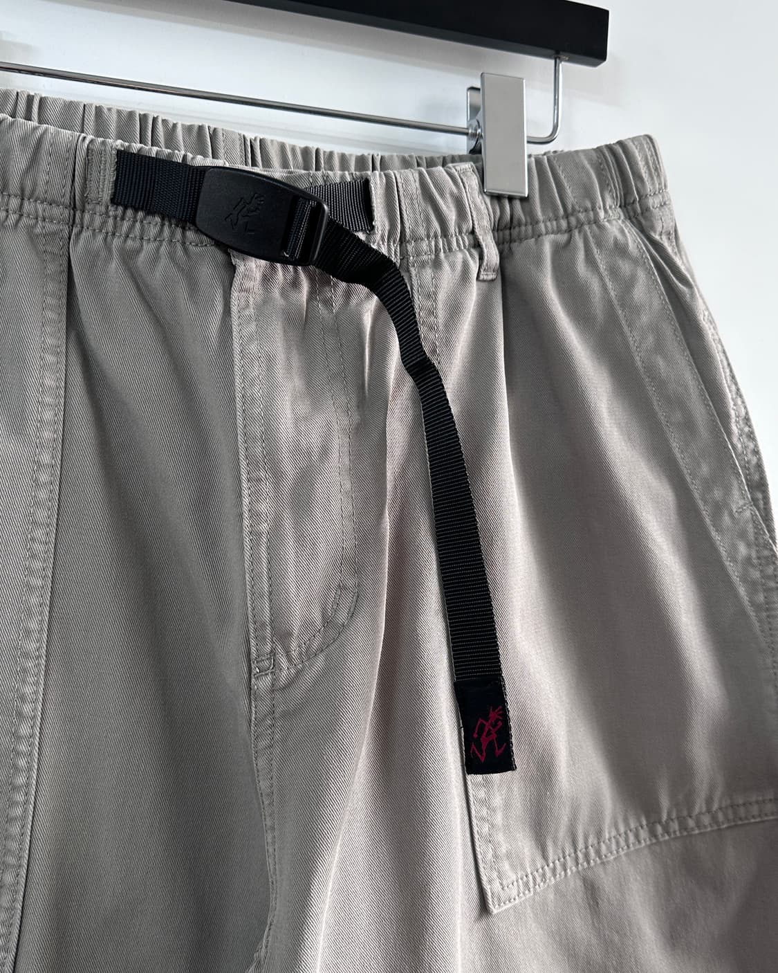 그라미치 라이트 카키 테이퍼드 팬츠 (vap.10) 상품이미지3