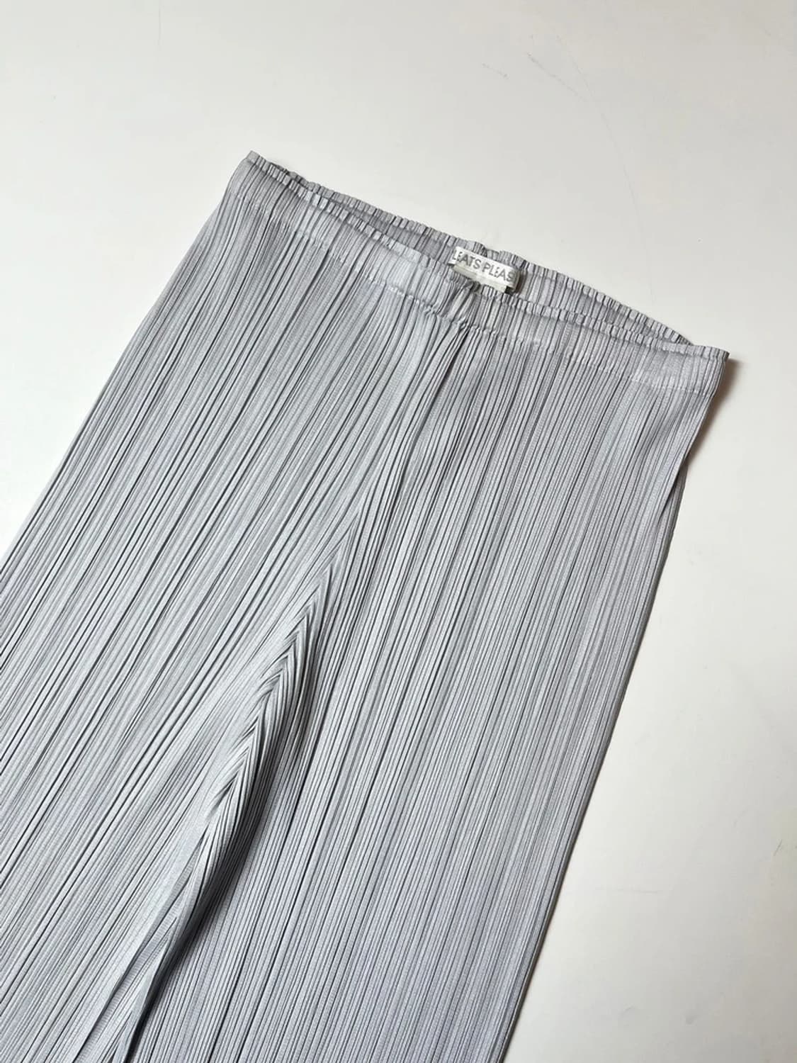 이세이미야케 플리츠플리스 스트레이트 팬츠 PN8763 상품이미지2