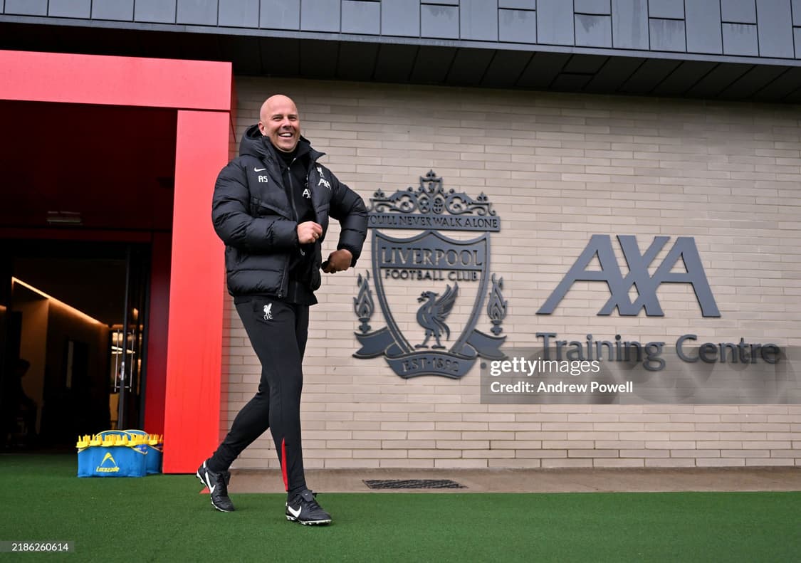 2425 나이키 리버풀 전반기 지급용 ADV 베이퍼니트 팬츠 트레이닝 상품이미지7