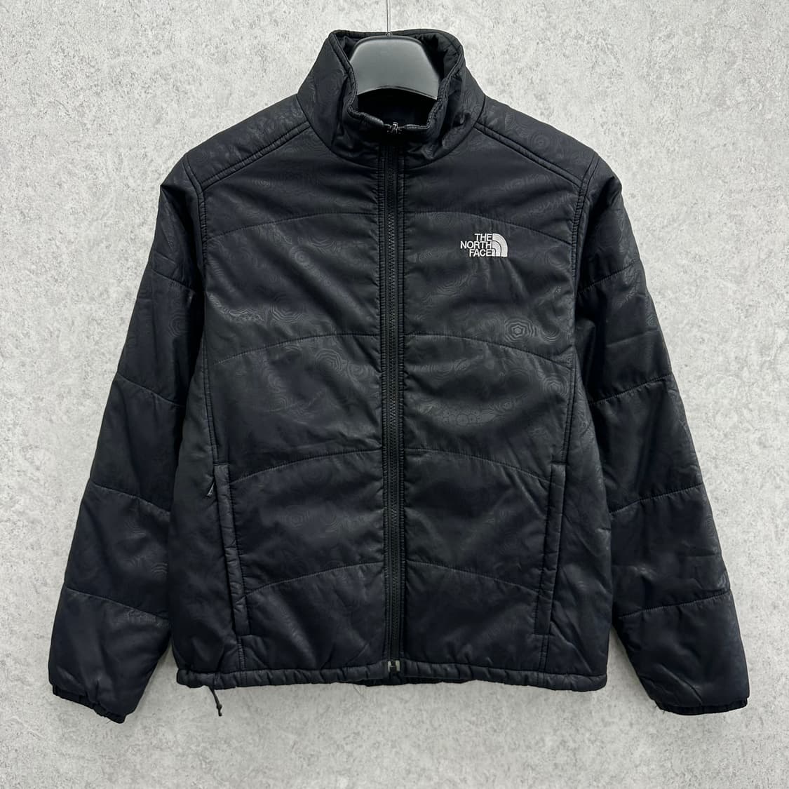 95 노스페이스 페이즐리 여자 누빔 경량패딩 상품이미지1