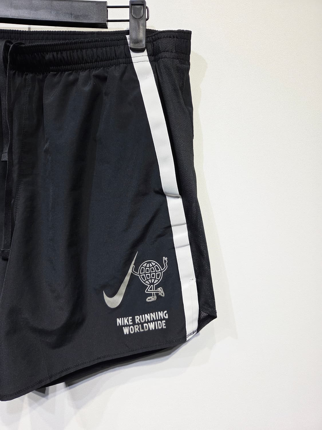 나이키 러닝 월드와이드 반바지 블랙_L 상품이미지3