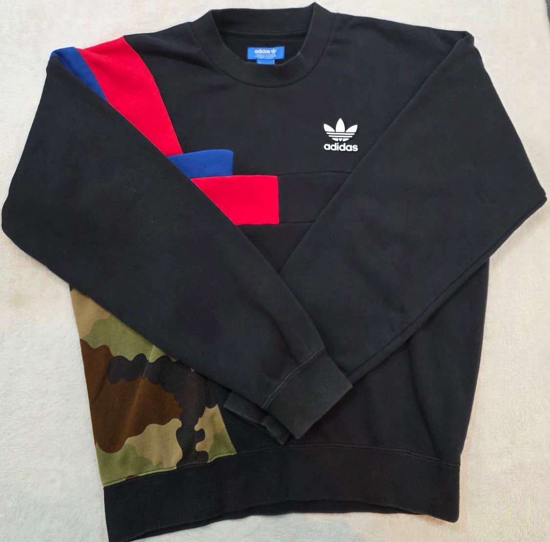 ADIDAS 아디다스 맨투맨 상품이미지2