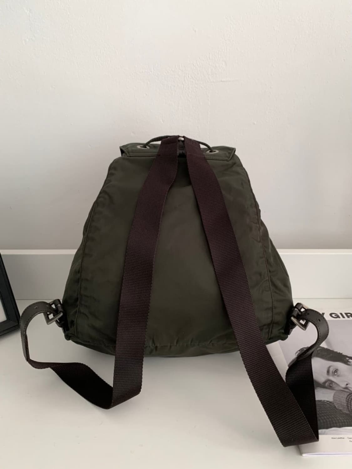 빈티지 프라다 포코노 백팩 카키 상품이미지7