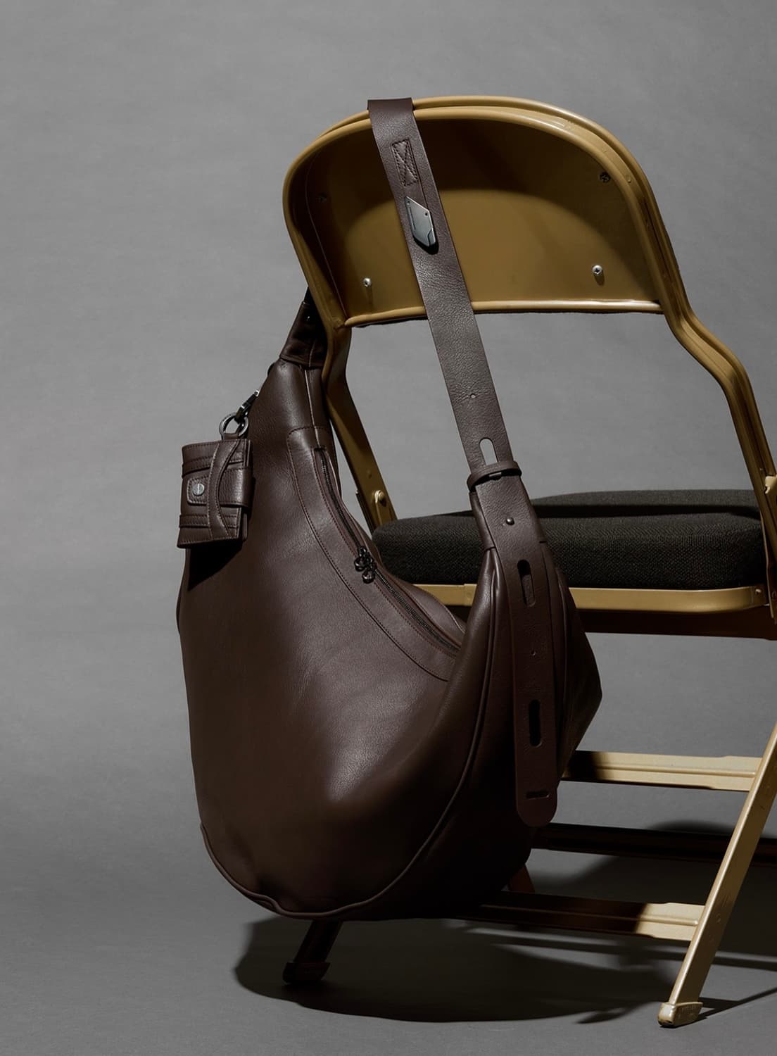 키코 코스타디노브 25fw MORAVIA 레더 백/초콜렛 상품이미지1