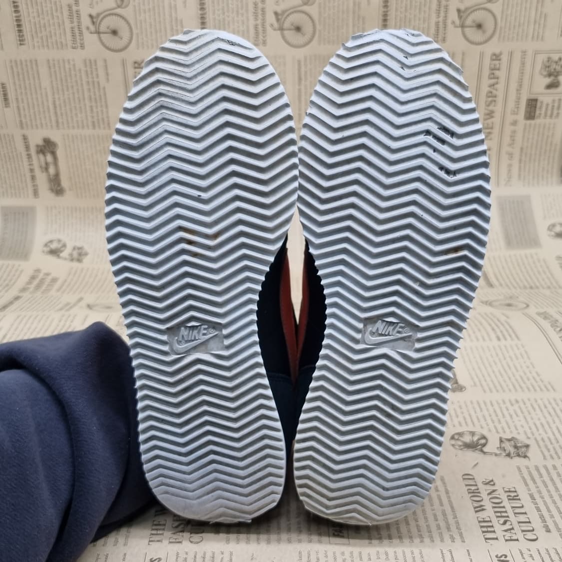 나이키 코르테즈 SE 스니커즈 250 상품이미지3