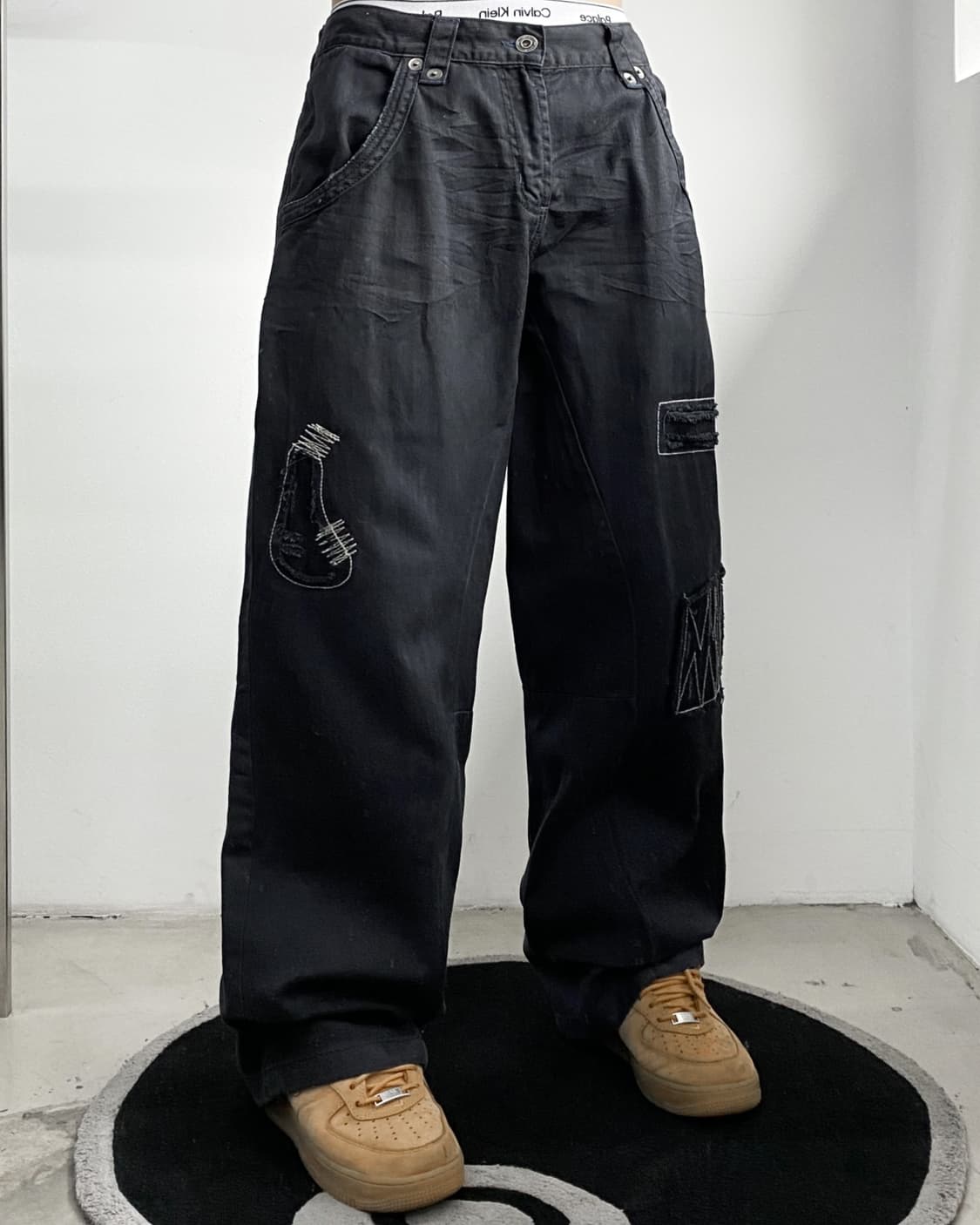 푸부 데미지드 디테일 데님 팬츠 상품이미지1