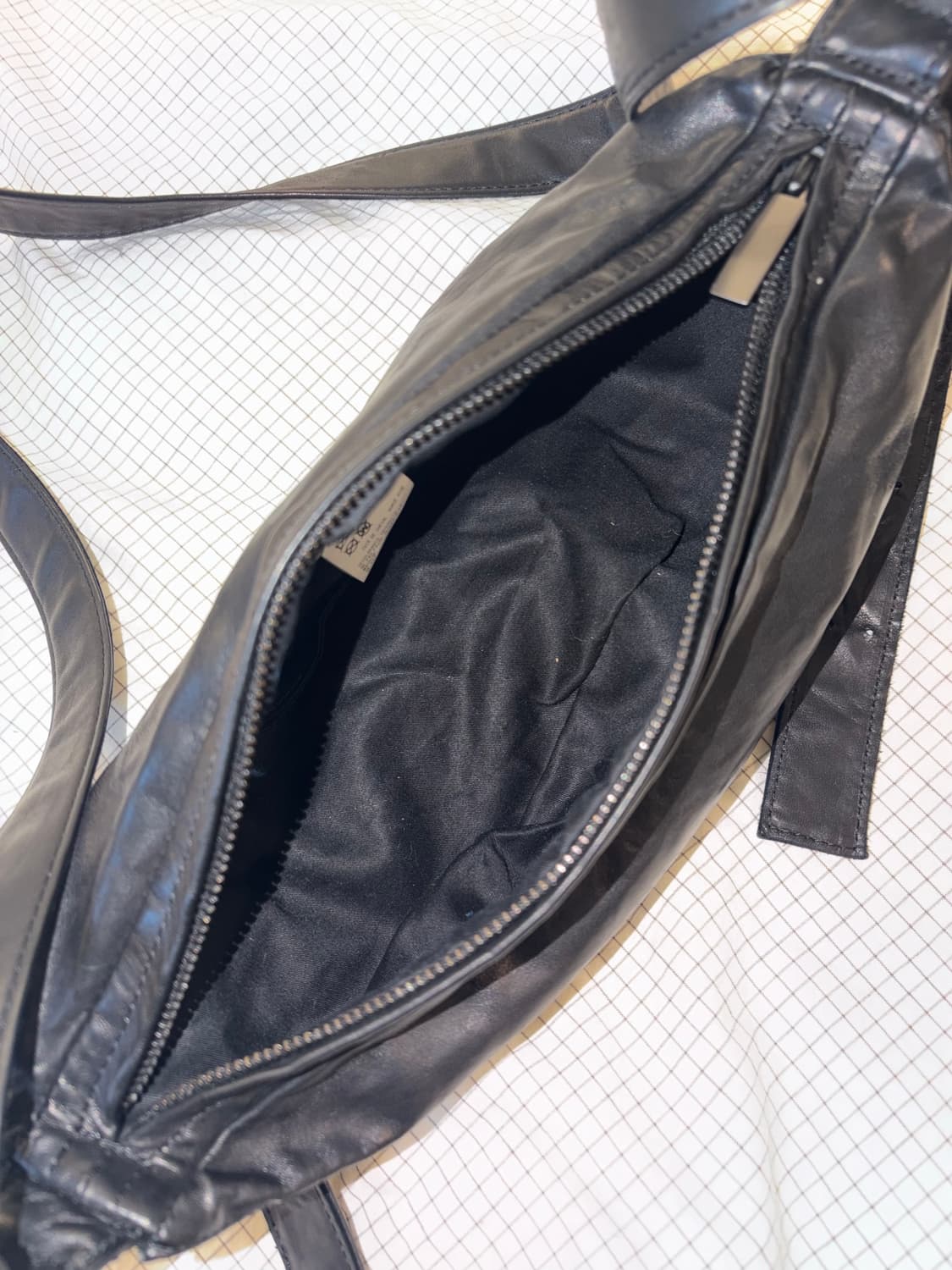 요지야마모토 슬링백 상품이미지7