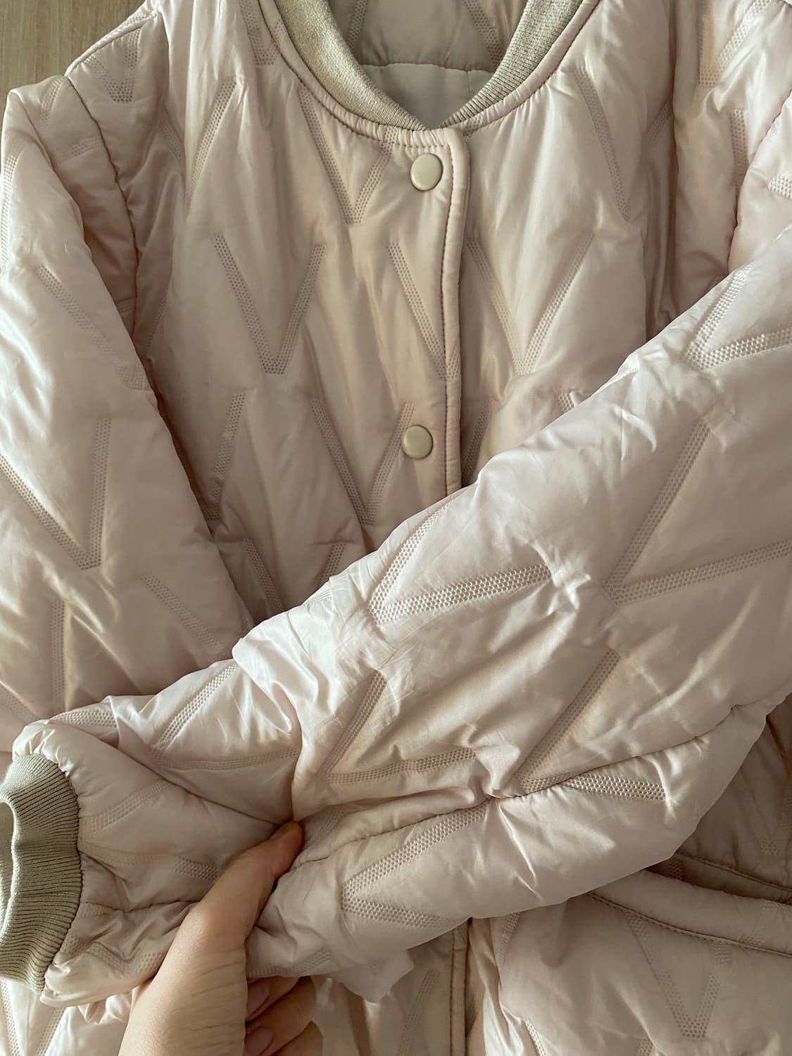 아이보리 누빔 경량패딩 상품이미지4