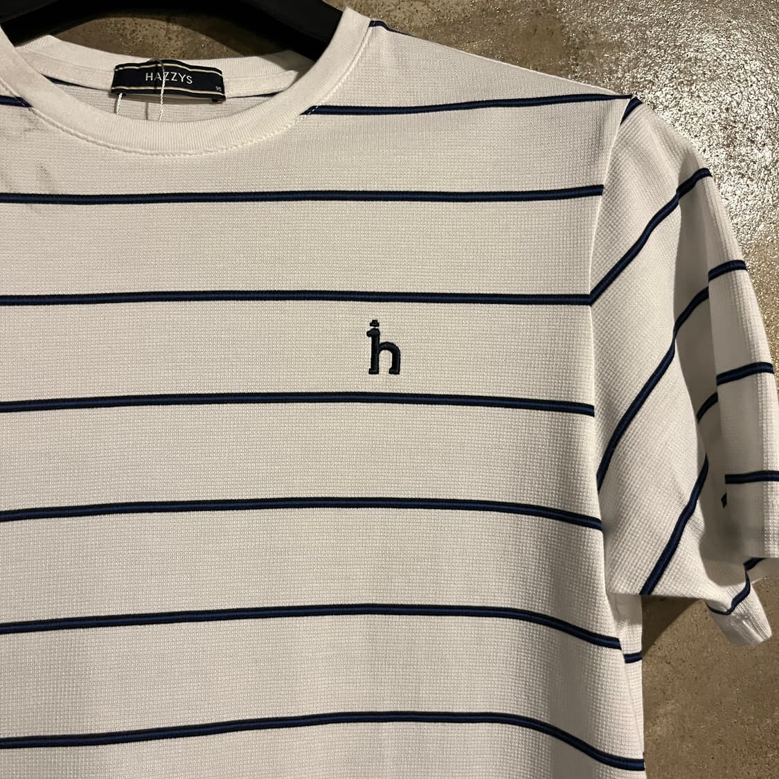 헤지스 반팔티셔츠 상품이미지2