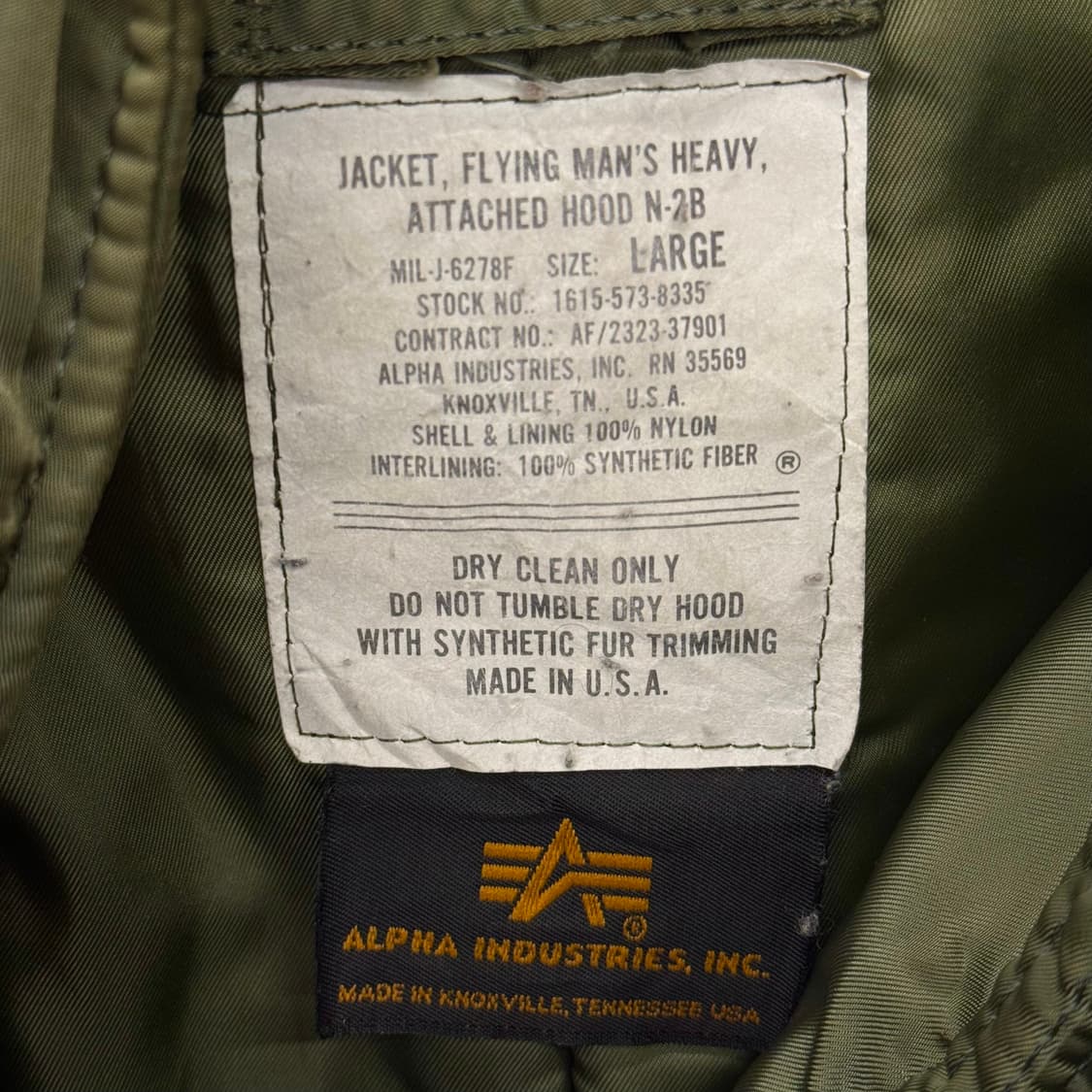 알파 인더스트리 N-2B 패딩 자켓 상품이미지3