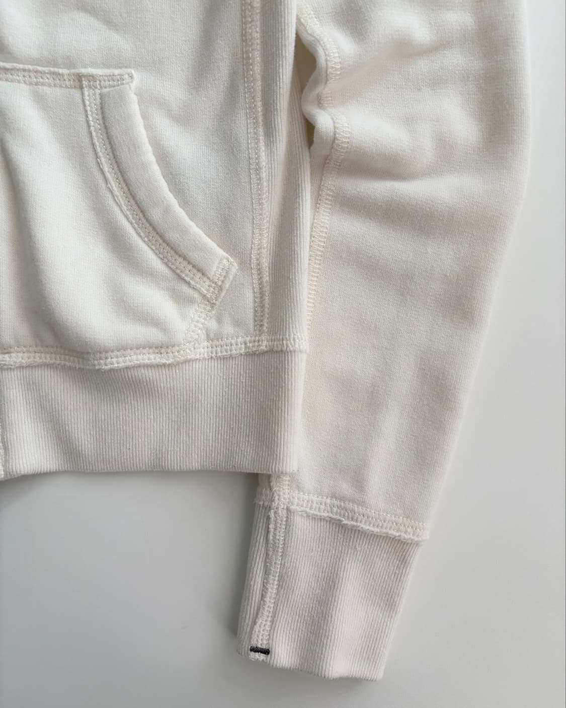 Abercrombie & Fitch 아베크롬비 아이보리 와펜 레터링 후드 상품이미지4