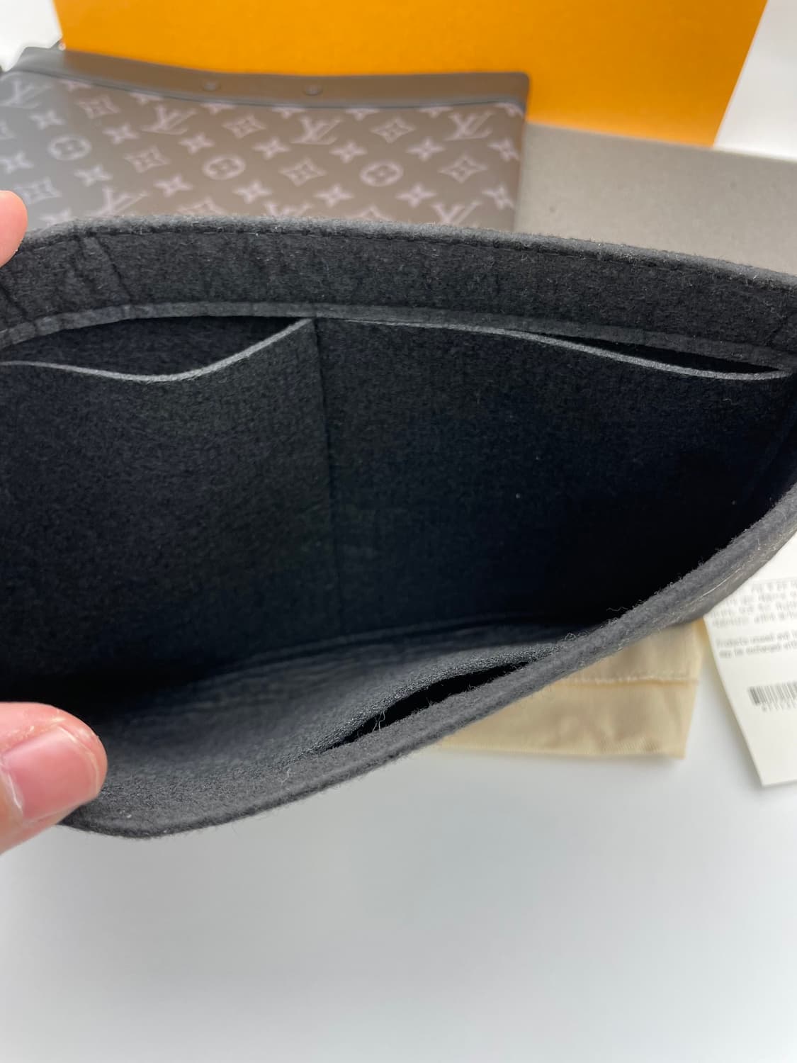 [ 정품 / 새상품급 ] 루이비통 이클립스 포쉐트 투고 클러치 상품이미지10
