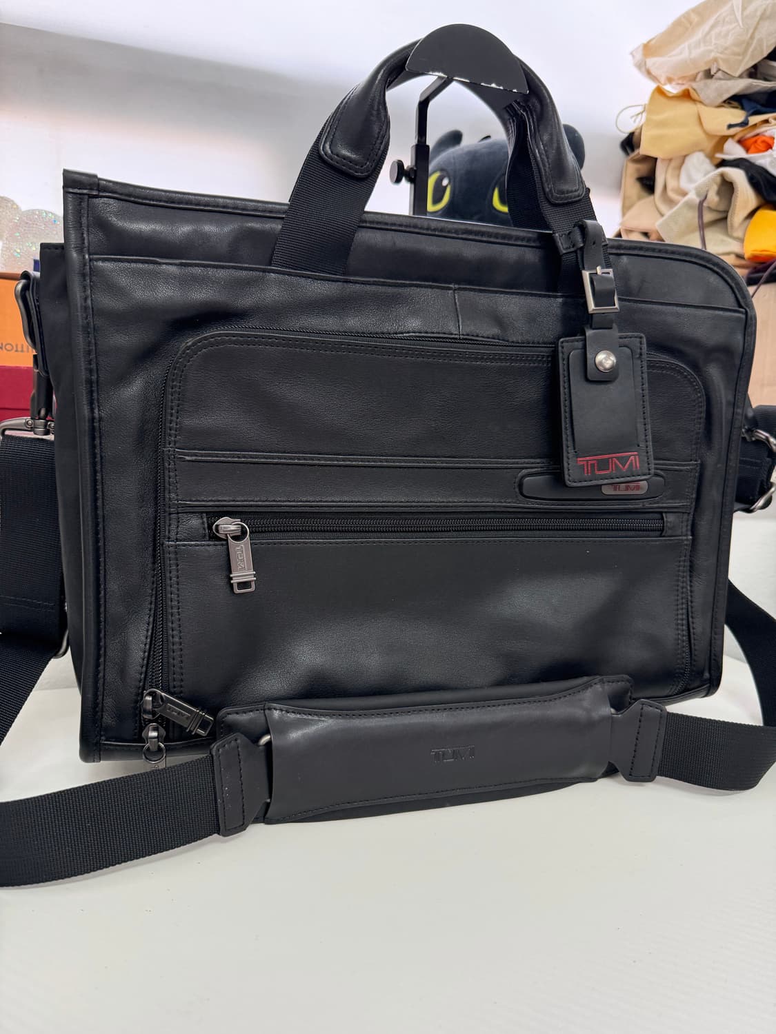 정품) TUMI 투미 블랙 가죽 서류 가방  상품이미지2