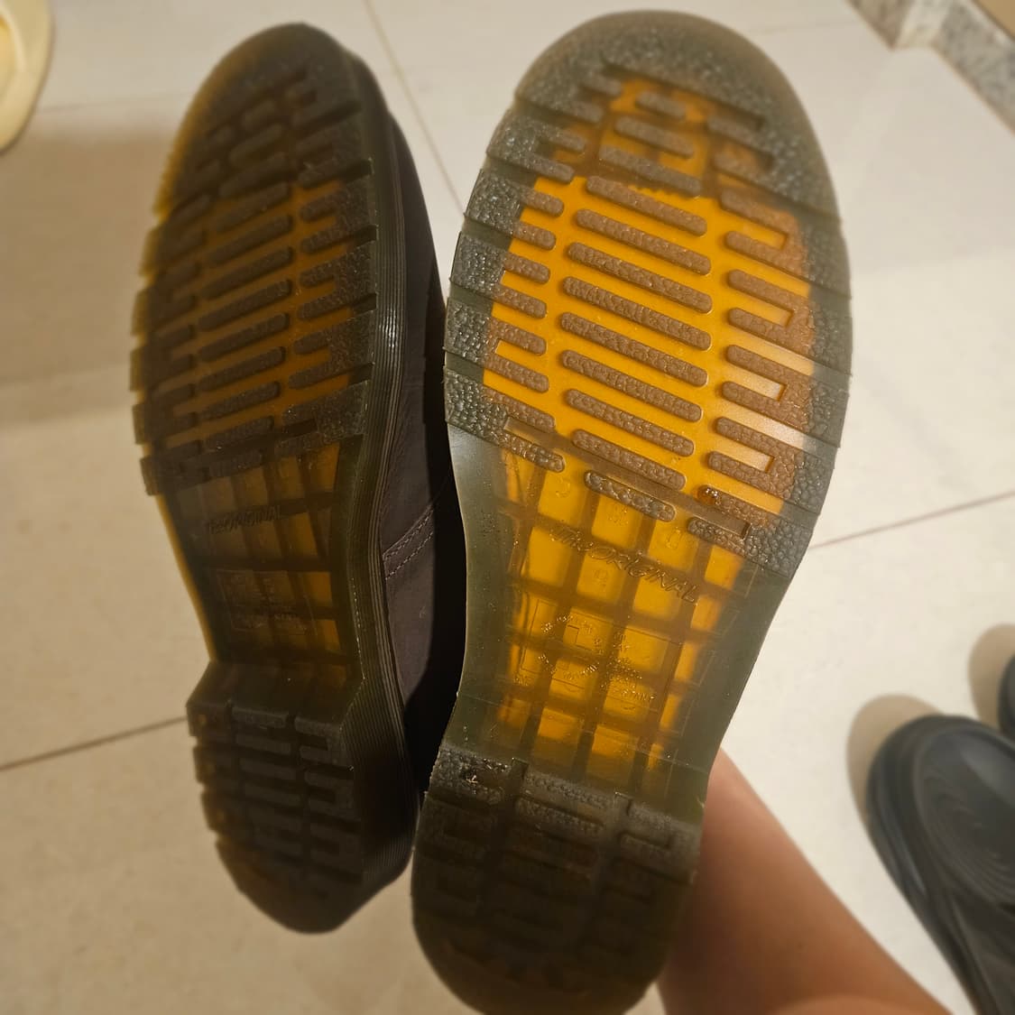 280 uk9 민트급 닥터마틴 크레이지호스 상품이미지2