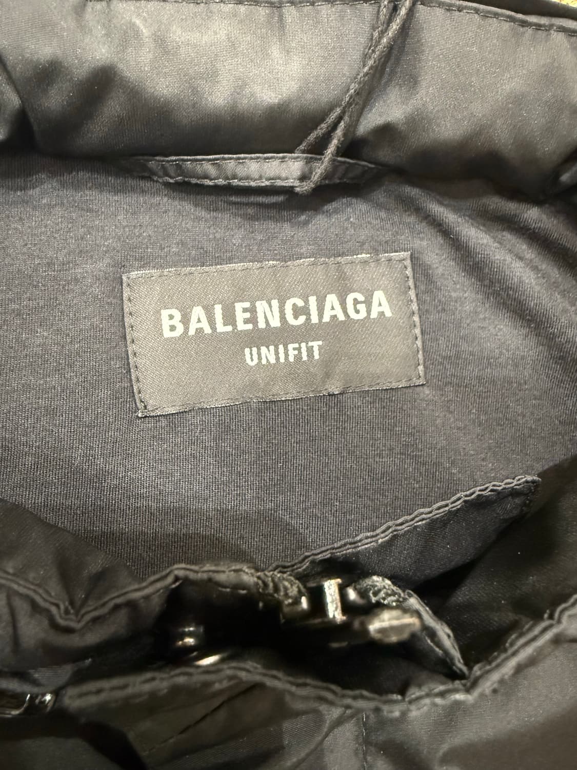 (백화점판) 발렌시아가 오버사이즈 심슨 콜라보 나일론 레인자켓 상품이미지5