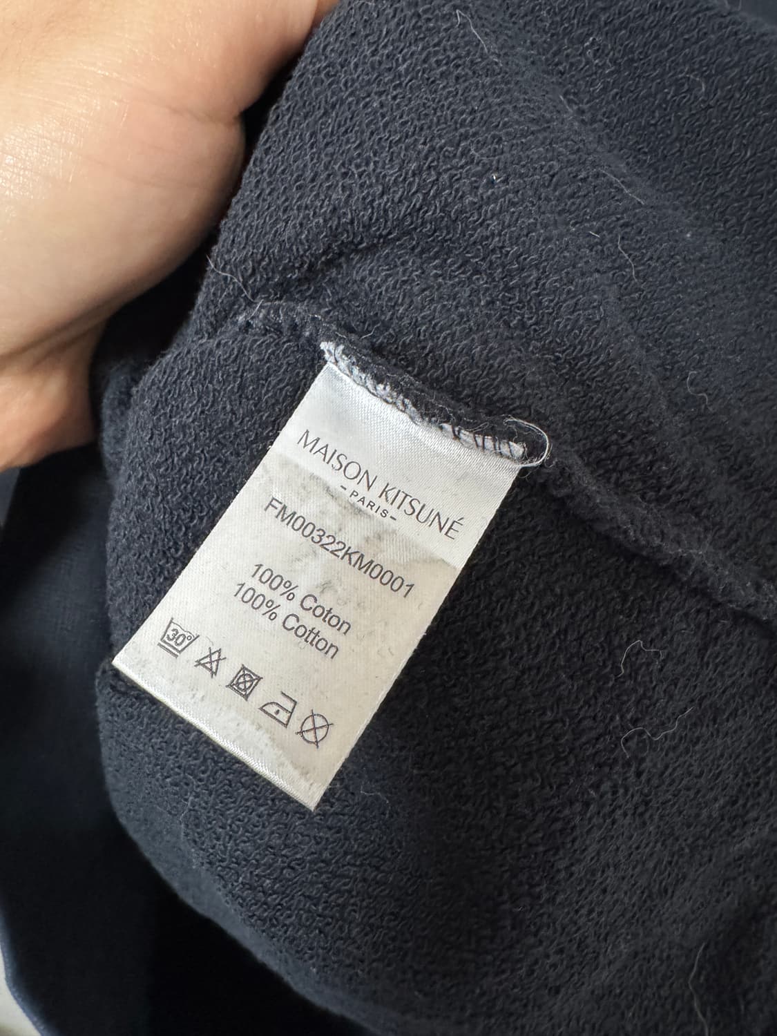 메종키츠네 블랙 맨투맨 폭스패치 상품이미지5