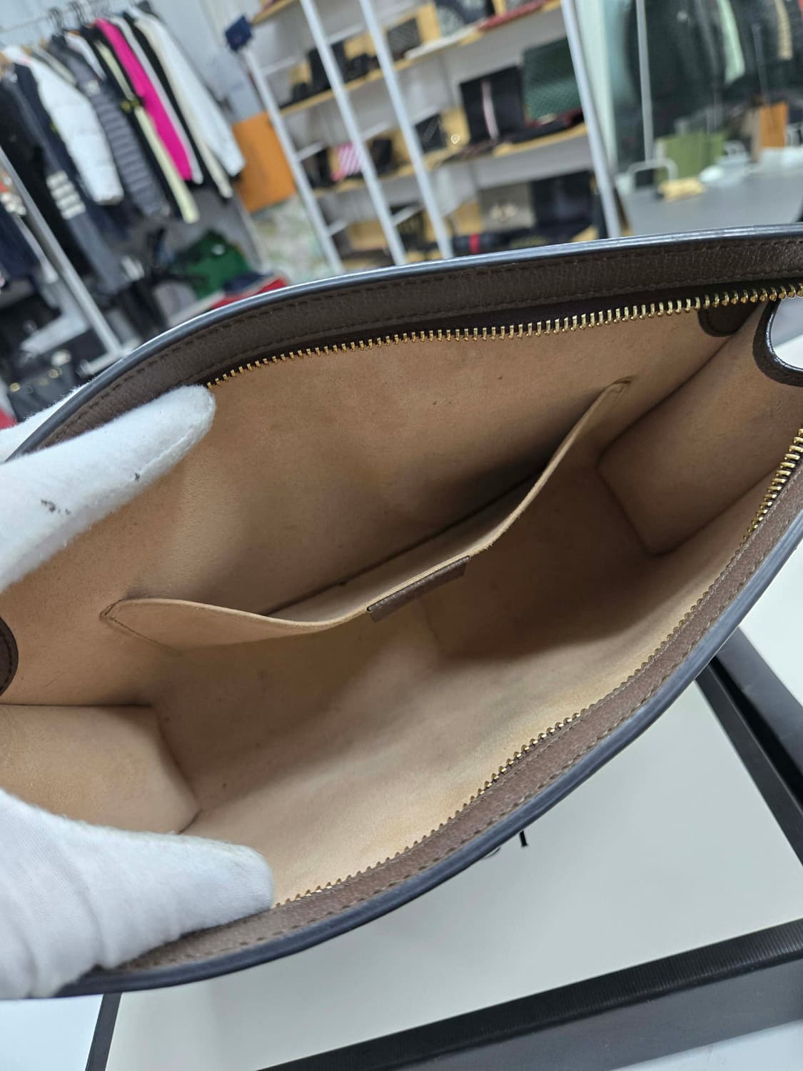 [A급컨디션] 구찌 시그니처 클러치백 상품이미지6