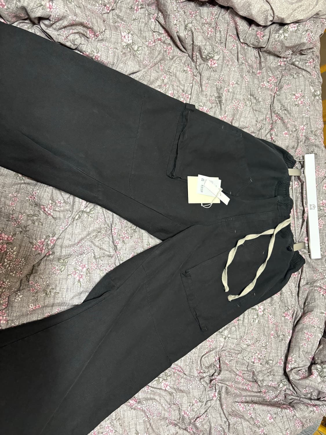 3) 폴리테루 페인터 파자마 블랙 판매해요. 상품이미지1