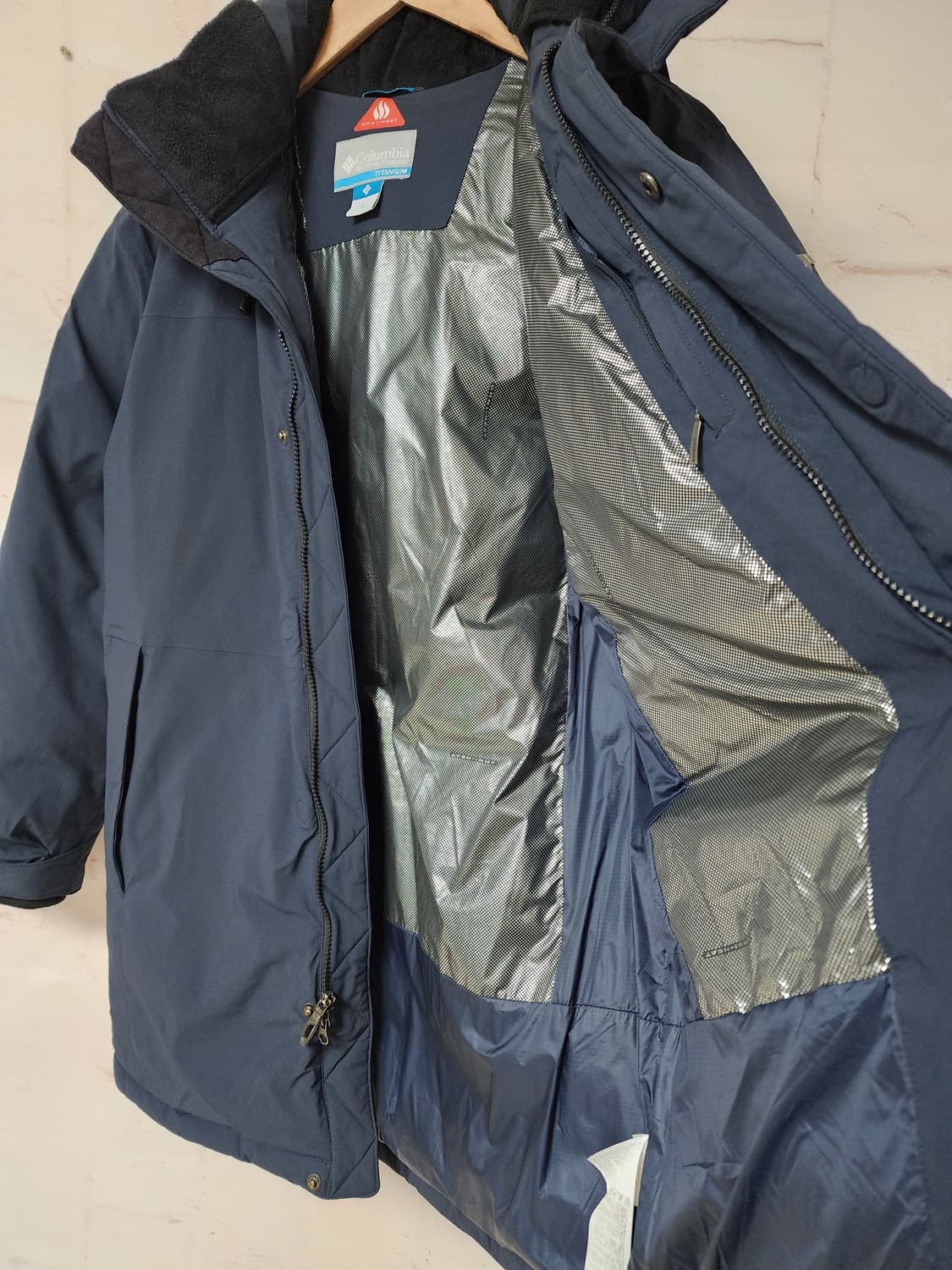 컬럼비아 티타늄 네이비 롱패딩 상품이미지7