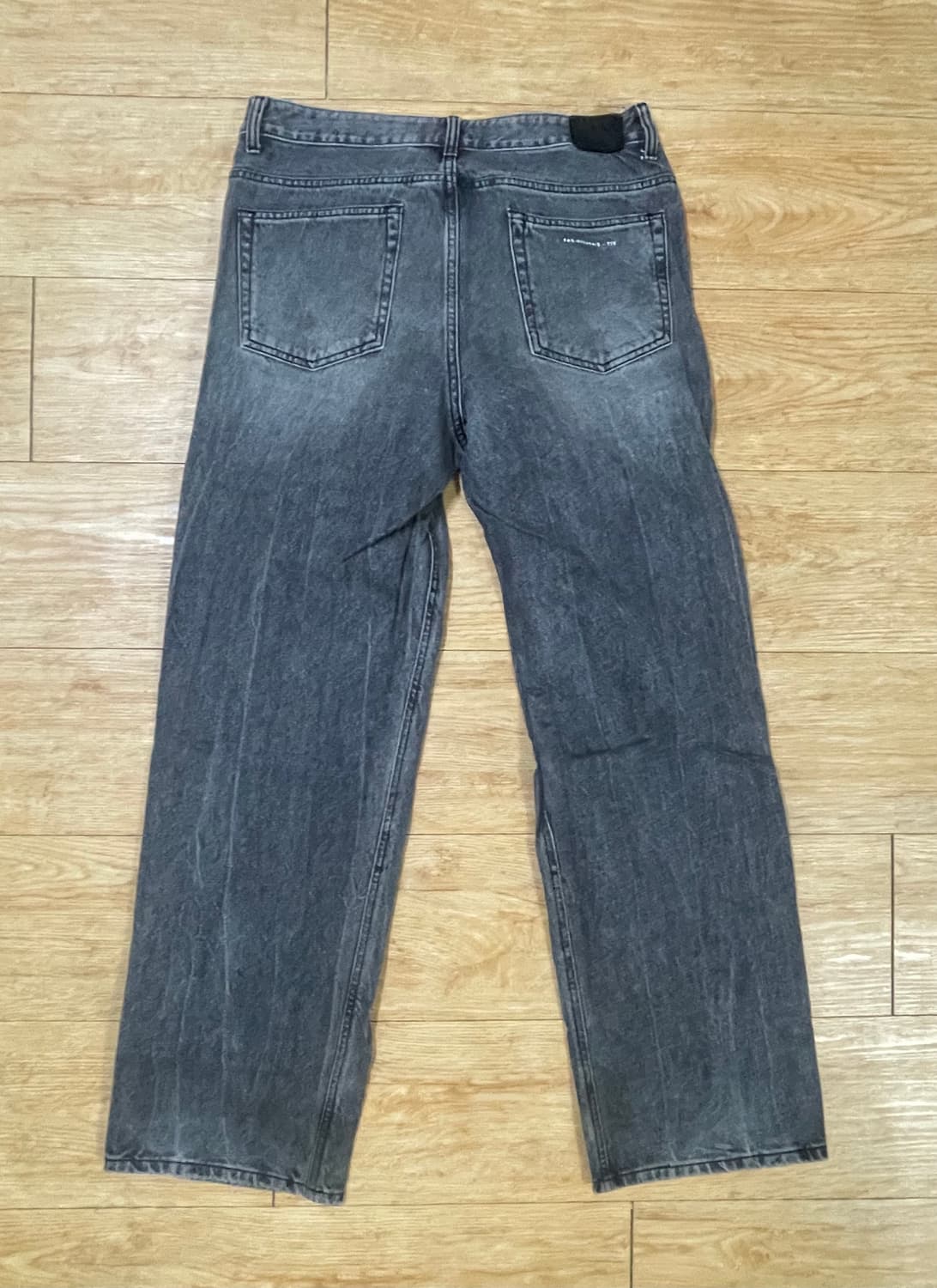 페이탈리즘 블랙 크루드 세미 플레어핏 48 상품이미지2