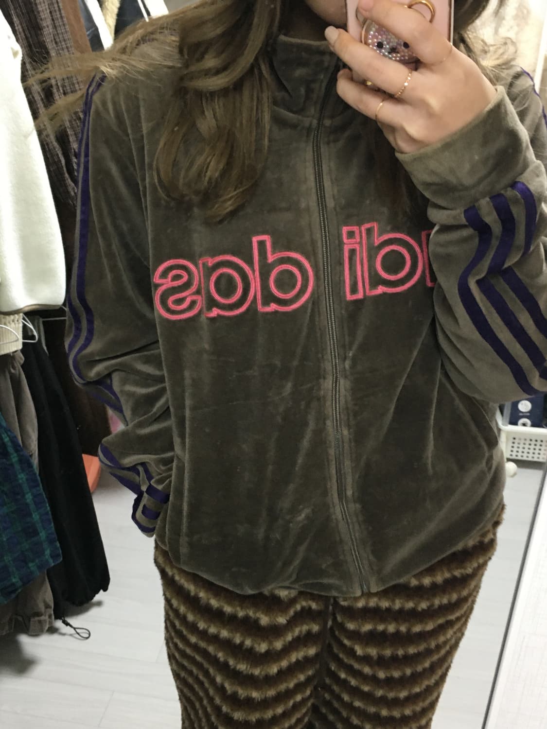 카키브라운벨벳 집업 아디다스 상품이미지3