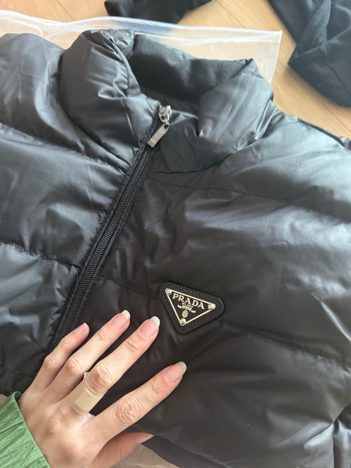 프라다 니트 패딩 M 상품이미지1